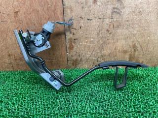 Педаль газа NISSAN SKYLINE V35 VQ25DD 180027W000 3 ракурс