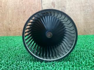 Мотор печки NISSAN LEAF ZE1 EM57 272261FC0B 3 ракурс