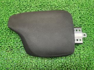 Подлокотник NISSAN LEAF ZE1 EM57 969205SK0B 1 ракурс