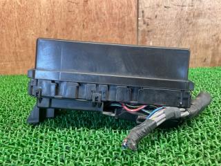 Блок реле NISSAN Terrano LR50 VG33E 2438351E01 3 ракурс
