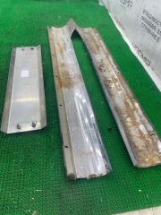 Накладка на порог Suzuki Jimny JB23W K6A 6411181AA1P41 2 ракурс