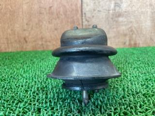 Подушка двигателя NISSAN Terrano LR50 VG33E 112201W300 2 ракурс Подушка двигателя NISSAN Terrano LR50 VG33E 112201W300 2 ракурс
