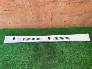 Решетка под лобовое стекло TOYOTA LAND CRUISER PRADO LJ78W 2L-TE 55781-60040 1 ракурс