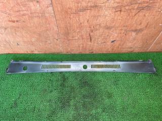 Решетка под лобовое стекло TOYOTA LAND CRUISER PRADO LJ78W 2L-TE 55781-60040 2 ракурс