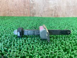 Ограничитель двери левый задний TOYOTA LAND CRUISER PRADO LJ78W 2L-TE 68630-60040 2 ракурс