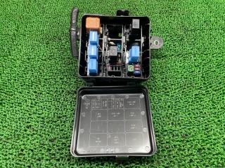 Блок реле NISSAN LEAF ZE1 EM57 24388-40F00 1 ракурс