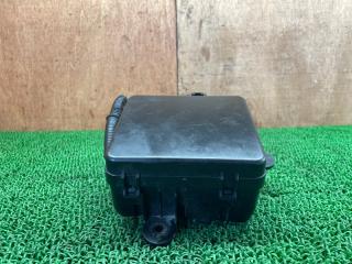 Блок реле NISSAN LEAF ZE1 EM57 24388-40F00 4 ракурс