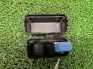 Блок реле NISSAN LEAF ZE1 EM57 25237-13E60 1 ракурс