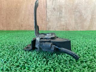 Замок капота Honda Vezel RU3 LEB 74120T7A003 2 ракурс