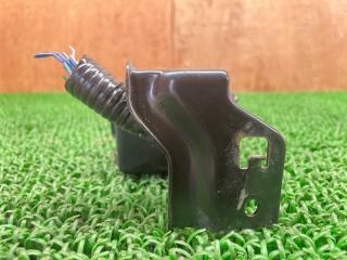 Блок реле Honda Vezel RU3 LEB 38182TM8003 5 ракурс