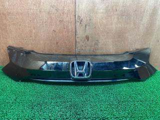 Решетка радиатора Honda Vezel RU3 LEB 71120T7B000 1 ракурс