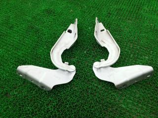 Петля капота передняя MITSUBISHI OUTLANDER GG2W 4B11 MN175242 1 ракурс Петля капота передняя MITSUBISHI OUTLANDER GG2W 4B11 MN175242 1 ракурс