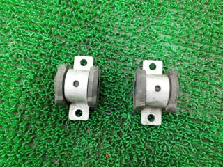Крепление стабилизатора переднее MITSUBISHI OUTLANDER GG2W 4B11 MR403646 1 ракурс