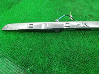 Накладка на дверь задняя Nissan Elgrand PNE52 908101JF0A 3 ракурс