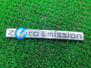Эмблема NISSAN LEAF ZE0 EM61 1 ракурс