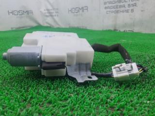 Замок багажника NISSAN Elgrand PNE52 VQ35DE 905001JB0A 5 ракурс