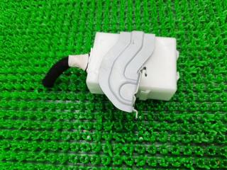 Блок реле NISSAN LEAF ZE1 EM57 284U15SN0B 2 ракурс