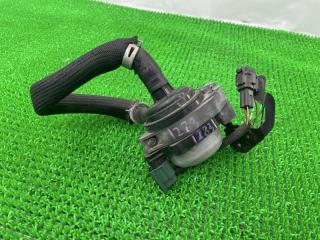Помпа инвертора NISSAN LEAF ZE1 EM57 21581-5SA0A 1 ракурс