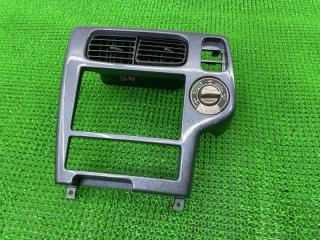 Консоль центральная NISSAN Terrano TR50 ZD30DDTI 682602W300 1 ракурс