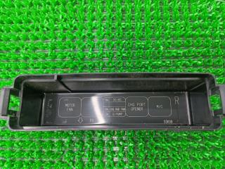 Блок реле NISSAN LEAF ZE1 EM57 3 ракурс
