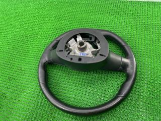 Руль NISSAN LEAF ZE1 EM57 4 ракурс Руль NISSAN LEAF ZE1 EM57 4 ракурс