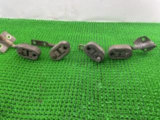 Крепление глушителя NISSAN Terrano TR50 ZD30DDTI 2065165F00 2 ракурс