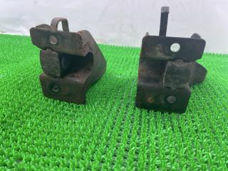 Крепление стабилизатора переднее NISSAN Terrano TR50 ZD30DDTI 546340W000 2 ракурс