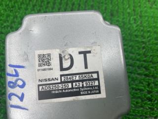 Блок управления NISSAN LEAF ZE1 EM57 4 ракурс