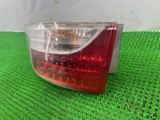 Стоп-сигнал правый TOYOTA Avensis ZRT272W 3ZR-FAE 8155105260 2 ракурс