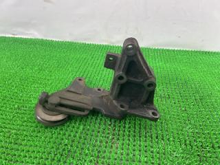 Крепление генератора MAZDA Bongo SS28M R2 4 ракурс