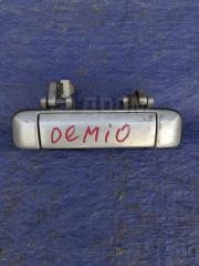 Ручка двери передняя правая Mazda Demio DW3W B3 D20158410A Б/У