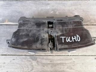 Решетка вентиляционная Nissan Tino Б/У Решетка вентиляционная Nissan Tino