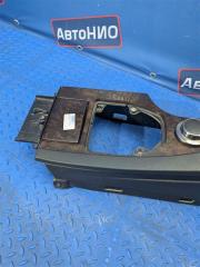 Бардачок между сиденьями 5-Series E60