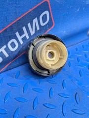 Крышка бензобака Camry 1996 SV40 4SFE