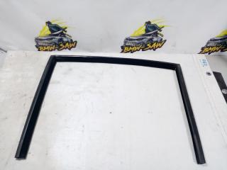 Уплотнитель стекла задний левый BMW 5 2006 контрактная Уплотнитель стекла задний левый BMW 5 2006