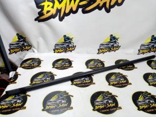 Молдинг на дверь левый BMW 3 1994 контрактная Молдинг на дверь левый BMW 3 1994