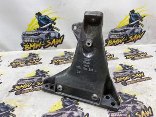 Кронштейн двигателя правый audi a4 1997 контрактная Кронштейн двигателя правый audi a4 1997