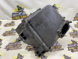 Корпус воздушного фильтра Audi A6 1999