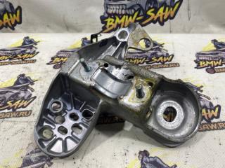 Кронштейн двигателя передний левый audi A6 2000 контрактная Кронштейн двигателя передний левый audi A6 2000