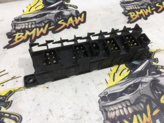 Блок реле audi A6 1995