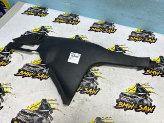 Накладка правая Mazda 626 1997 Б/У Накладка правая Mazda 626 1997