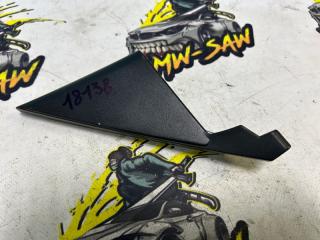 Фото запчасти уголок зеркала передний правый Mazda 626 1997 Б/У запчасть Запчасть уголок зеркала передний правый Mazda 626 1997