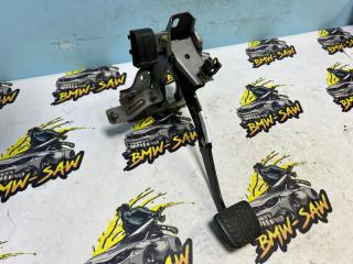 Фото запчасти педаль тормоза Mazda 626 1997 Б/У запчасть Запчасть педаль тормоза Mazda 626 1997