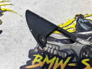 Уголок зеркала передний правый audi 80 1994