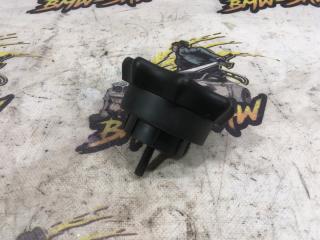 Крепление запасного колеса audi 80 2000