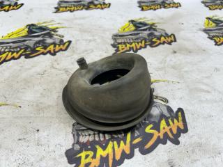 Уплотнительная резинка BMW 5 1990