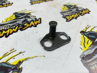 Ответная часть замка audi 80 2000