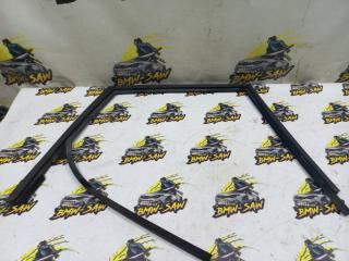 Уплотнитель стекла задний правый audi 80 1994 контрактная Уплотнитель стекла задний правый audi 80 1994