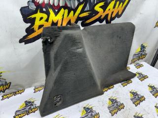 Обшивка багажника правая BMW 5 1990