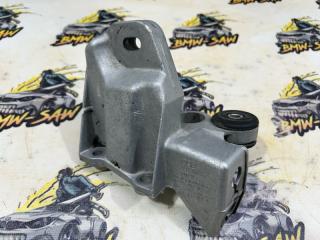 Кронштейн АКПП правый audi 80 1993